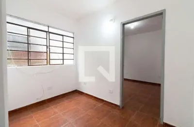 Casa com 1 quarto para alugar na Rua Frei Apolônio Todi, Parque Ipê, São Paulo