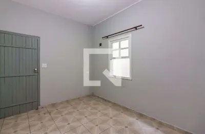 Casa com 1 quarto para alugar na Rua Alice Manholer Piteri, Centro, Osasco