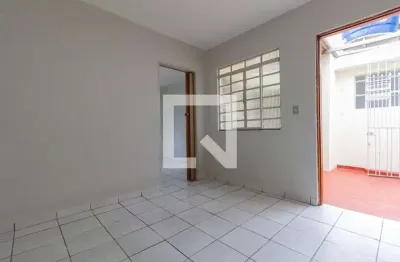 Casa para Aluguel - Vila Esperança, 1 Quarto,  48 m² - São Paulo
