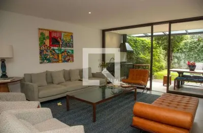 Casa com 4 quartos para alugar na Rua Job Lane, Santo Amaro, São Paulo