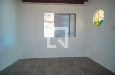 Casa para Aluguel - Farrapos, 2 Quartos,  110 m² - Porto Alegre