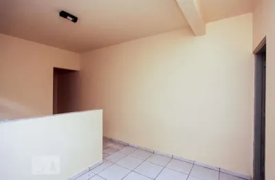 Casa com 1 quarto para alugar na Rua Sabianópolis, Vila Fátima, Guarulhos