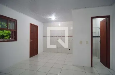 Casa para Aluguel - Feitoria Seller, 2 Quartos,  80 m² - São Leopoldo