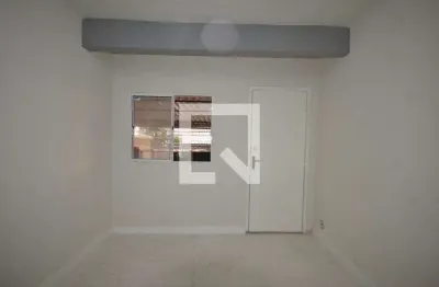 Casa para Aluguel - Madureira, 1 Quarto,  70 m² - Rio de Janeiro