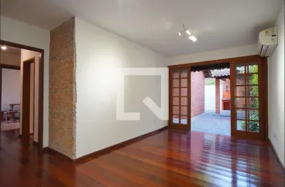 Apartamento para Aluguel - Petrópolis, 3 Quartos,  220 m² - Porto Alegre