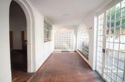 Casa com 3 quartos para alugar na Rua Nova York, Brooklin, São Paulo