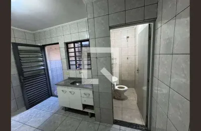 Casa com 1 quarto para alugar na Rua Pero Vidal, Vila Gustavo, São Paulo