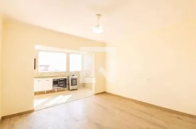 Casa com 1 quarto para alugar na Avenida General Isidoro Dias Lopes, Quitaúna, Osasco