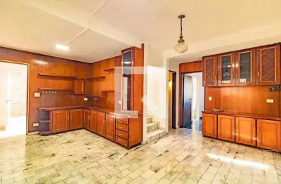 Casa com 3 quartos para alugar na Rua Geraldo Salini Romeo, Jabaquara, São Paulo