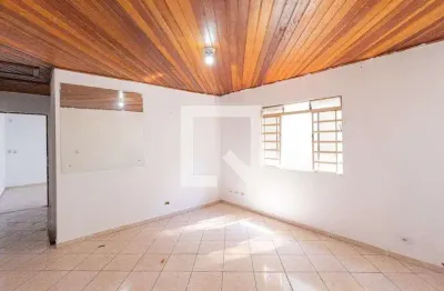 Casa para Aluguel - Jardim Felipe, 1 Quarto,  70 m² - Carapicuíba