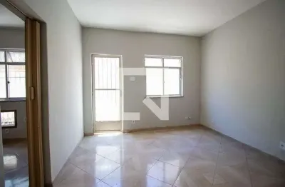 Casa com 1 quarto para alugar na Estrada do Portinho, Irajá, Rio de Janeiro