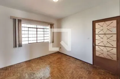 Casa com 3 quartos para alugar na Rua Ribeirão Bonito, São Bernardo, Campinas