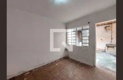 Casa com 1 quarto para alugar na Rua Professor Paulo Mangabeira Albernaz, Cidade Ademar, São Paulo