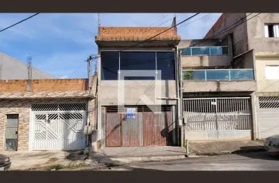 Casa para Aluguel - Maria Augusta, 2 Quartos,  25 m² - Itaquaquecetuba
