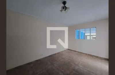 Casa com 3 quartos para alugar na Rua Virgínia Maria da Conceição, Rio Bonito, São Paulo