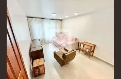 Casa com 2 quartos para alugar na Rua Pessoa de Barros, Santana, São Paulo