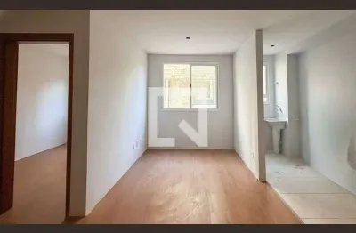 Apartamento com 2 quartos para alugar na Rua Carlos Alberto Lauermann Nunes, Olaria, Canoas