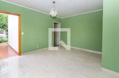 Casa com 2 quartos para alugar na Rua General Góis Monteiro, Vila Romana, São Paulo