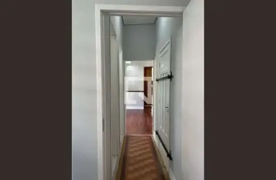 Casa com 3 quartos para alugar na Rua Parintins, Barra Funda, São Paulo