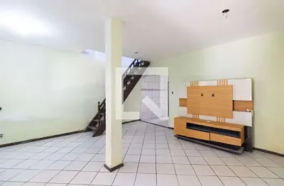 Casa para Aluguel - Campo Grande, 3 Quartos,  225 m² - Rio de Janeiro