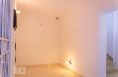 Casa com 3 quartos para alugar na Rua Santo Arcádio, Brooklin, São Paulo