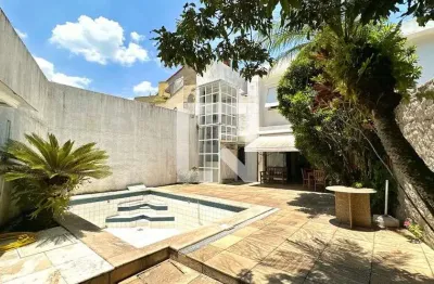 Casa com 3 quartos para alugar na Estrada da Gávea, Gávea, Rio de Janeiro