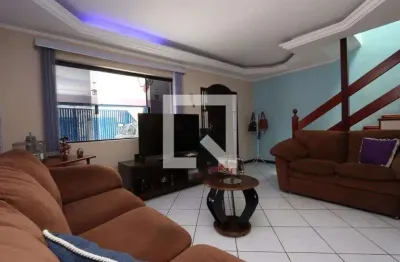 Casa com 3 quartos para alugar na Rua Carlos Mendonça, Sapopemba, São Paulo