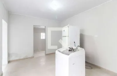 Casa com 2 quartos para alugar na Rua Manuel Ribas, Itaquera, São Paulo