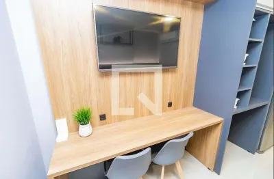 Apartamento para Aluguel - Centro, 1 Quarto,  19 m² - Curitiba