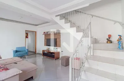 Casa com 2 quartos para alugar na Rua Caetano Lopes, Cangaíba, São Paulo