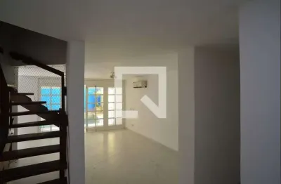 Casa / Sobrado em Condomínio para Aluguel - Barra da Tijuca, 4 Quartos,  300 m² - Rio de Janeiro