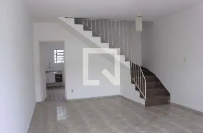 Casa para Aluguel - Jardim Cocaia, 2 Quartos,  126 m² - Guarulhos