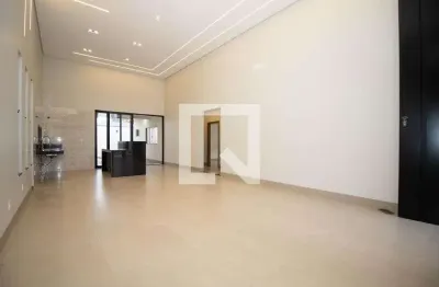 Casa / Sobrado em Condomínio para Aluguel - Colônia Agrícola Samambaia, 3 Quartos,  244 m² - Brasília