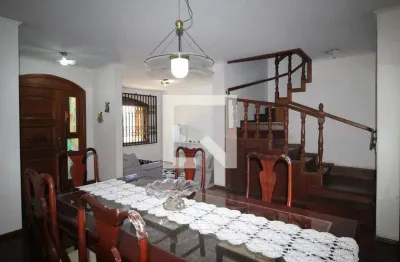 Casa para Aluguel - Vila Jardim, 5 Quartos,  435 m² - Porto Alegre