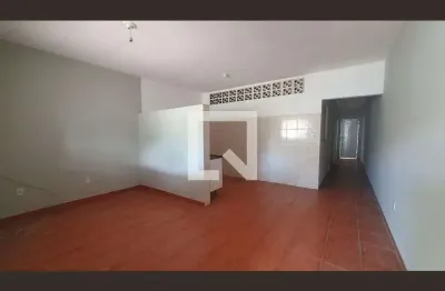 Casa com 2 quartos para alugar na Avenida João Vieira, João Aranha, Paulínia