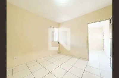Casa com 1 quarto para alugar na Avenida Ulisses Guimarães, Santa Maria, Osasco
