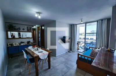 Apartamento para Aluguel - Jardim Éster Yolanda, 2 Quartos,  64 m² - São Paulo