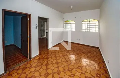 Casa para Aluguel - Santa Branca, 2 Quartos,  90 m² - Belo Horizonte