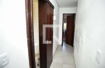 Casa com 2 quartos para alugar na Rua Demétrio Ribeiro, Tarumã, Viamão