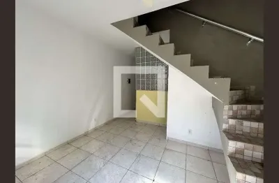 Casa para Aluguel - Cascadura, 3 Quartos,  120 m² - Rio de Janeiro
