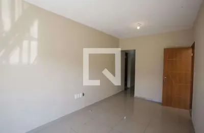 Casa com 3 quartos para alugar na Rua Cônego Felipe, Taquara, Rio de Janeiro