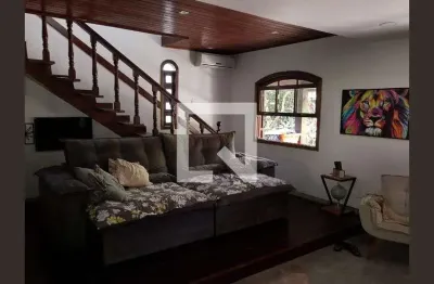 Casa para Aluguel - Taquara, 3 Quartos,  360 m² - Rio de Janeiro