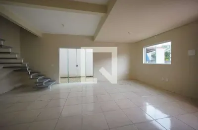 Casa / Sobrado em Condomínio para Aluguel - São João do Rio Vermelho, 3 Quartos,  100 m² - Florianópolis