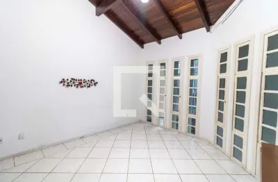 Casa para Aluguel - Santa Tereza , 3 Quartos,  320 m² - Porto Alegre