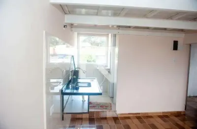 Casa para Aluguel - Jardim Odete, 1 Quarto,  42 m² - Itaquaquecetuba