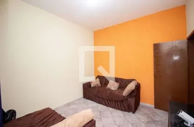 Casa com 3 quartos para alugar na Rua das Magnólias, Tropical, Contagem