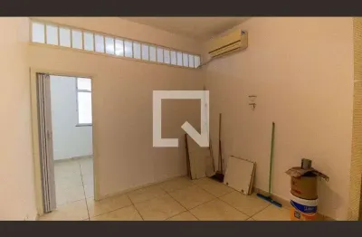 Kitnet / Stúdio para Aluguel - Centro , 1 Quarto,  30 m² - Niterói