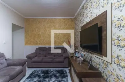 Casa para Aluguel - Braz Cubas, 2 Quartos,  80 m² - Mogi das Cruzes