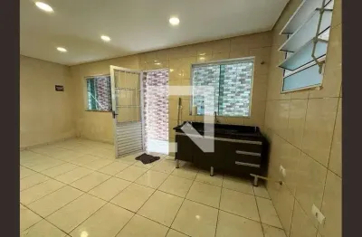 Casa com 2 quartos para alugar na Rua Bogotá, Parque Viana, Barueri