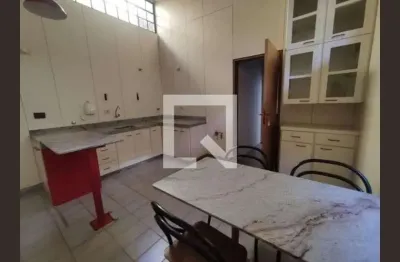 Casa para Aluguel - Jardim Karaiba, 4 Quartos,  300 m² - Uberlândia